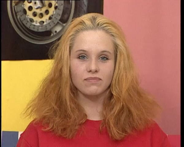 YOUR FIRST PORN: Ich Fingere Jeden etiqueta - Niky I dedo todos los días