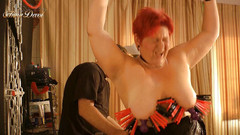 Anna Devot: BDSM prsa svorky