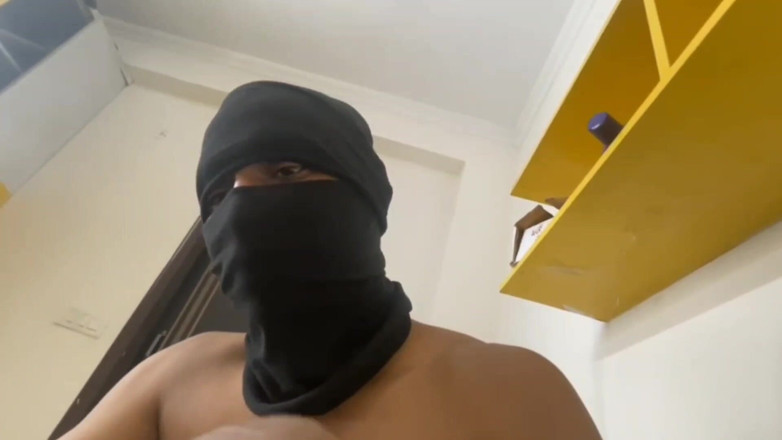 Hemant sarita: dost ki bivi ki gulaabi choot ki chudaee kar di...