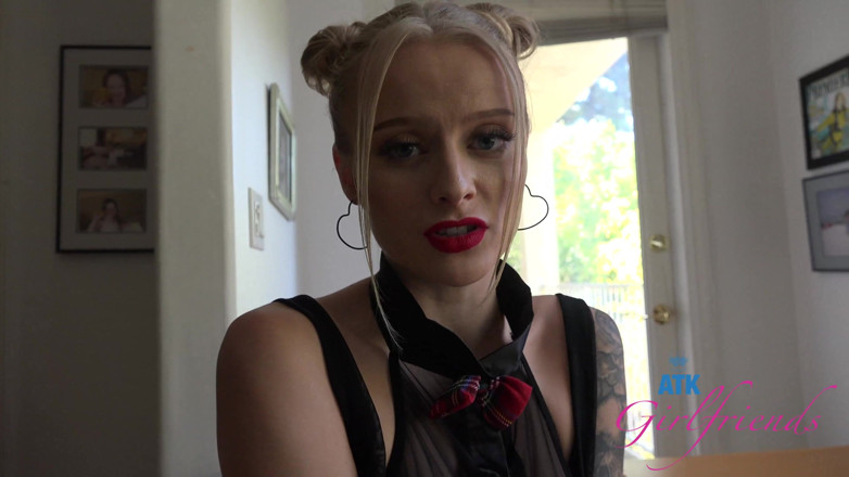 ATK Fans (Girlfriends): Paris Thinks She Can Improve Her Grades with a Meeting