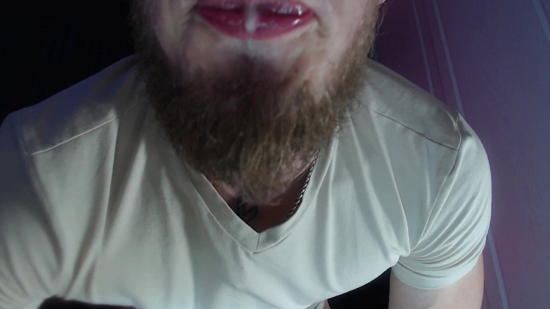 Hunky time: Alpha Tě Nakrmila Svým Ptákem, Plivkami a Spermatem.