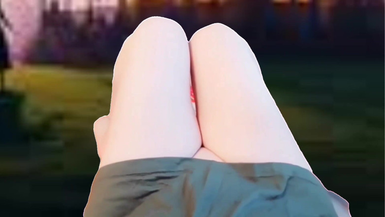 Kitty_Cross: 1 免提射精可爱的腿白色大腿