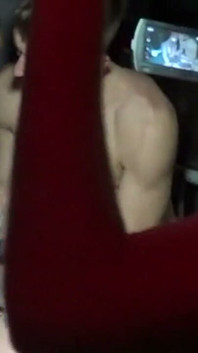 Šukání na veřejných záchodech