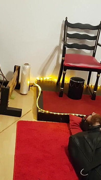 ラヴ・イン・レザー・サック パート1 - MILFドミナが縛られたペニスをじらす デジナル BDSM