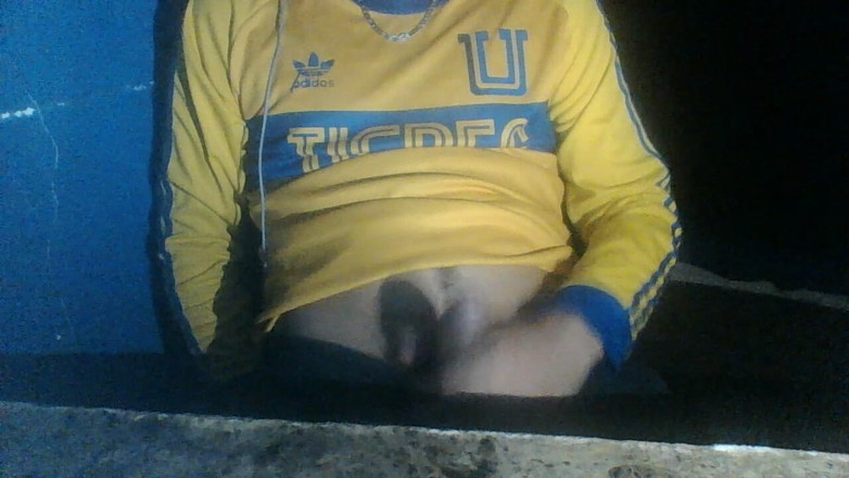 AlexAlejandro13: इन चेयर