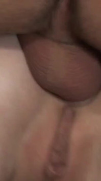 Freddie Elle kanepede tatlı anal sikişmeyi seven yeni fahişe