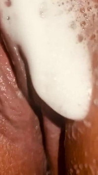 Was Supposed to Bath but Played with My Pretty Pussy Instead