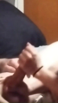 Ehefrau handjob (linke hand) (260306B2)
