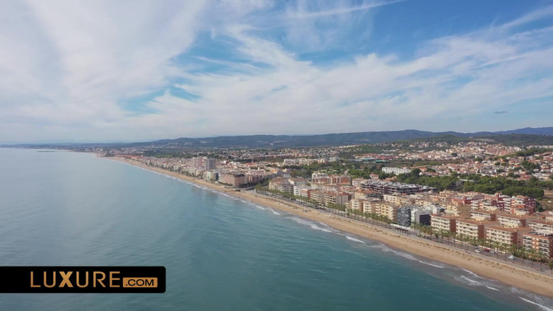 Luxure: Lesbische verführung am meer