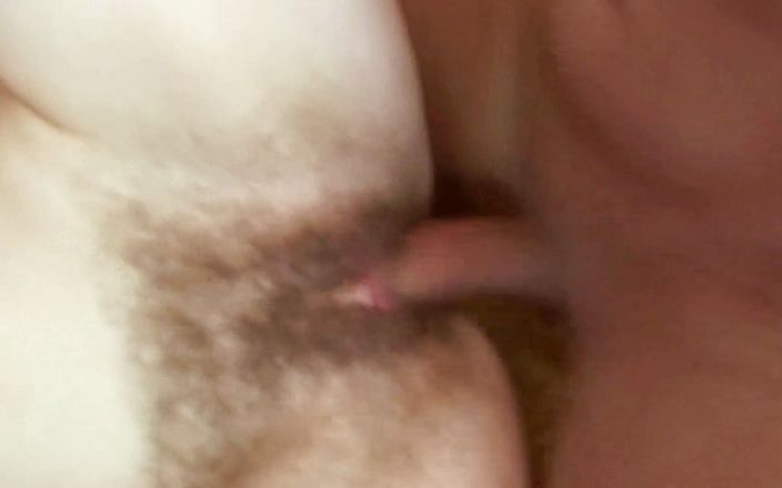 Fetish World: Hairy slut gets penetrated by huge cock
