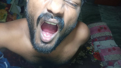 KUMBHA MANOJ KUMAR: Nachtshow kaarsjob