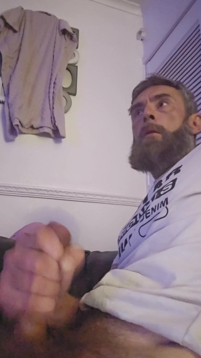 Smoking stoker: Grote lul trekt af