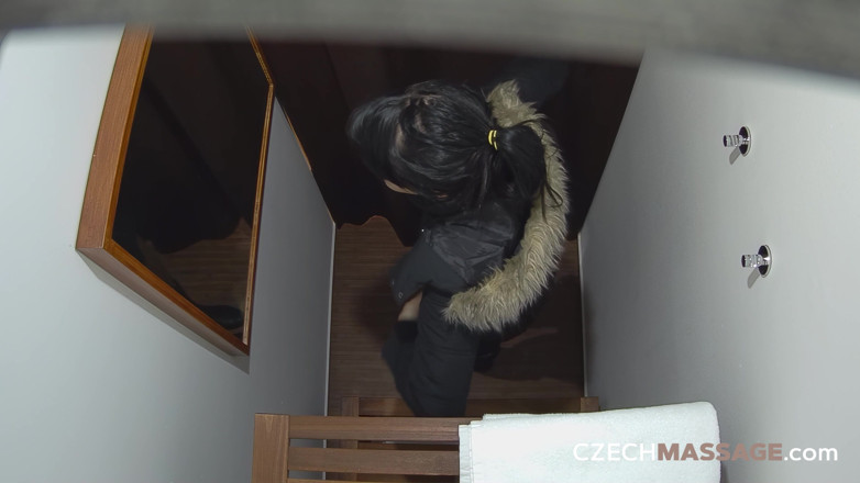 Czech Massage: Czech Massage: Model Gives the Ultimate Blowjob