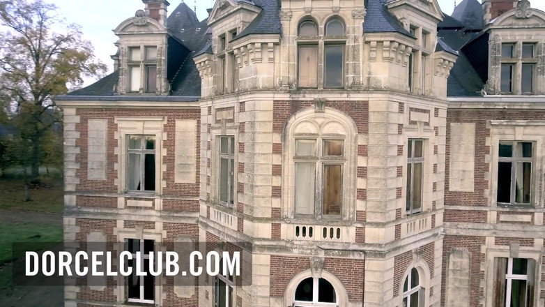 Dorcel Club: Trio torride avec 2 nanas magnifiques