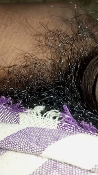 Meine Desi-freundin leckt muschi mit küssen