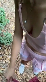 Ich ficke meine mitschülerin im wald, bis ich ihre muschi vollgespritzt habe