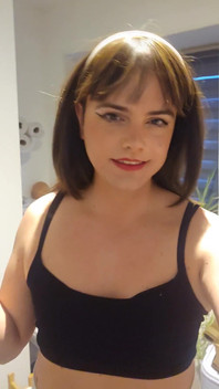 What Do You Think of My Outfit?