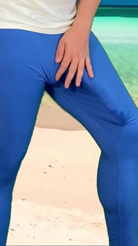 Monster kuk handsfree cumshot på stranden