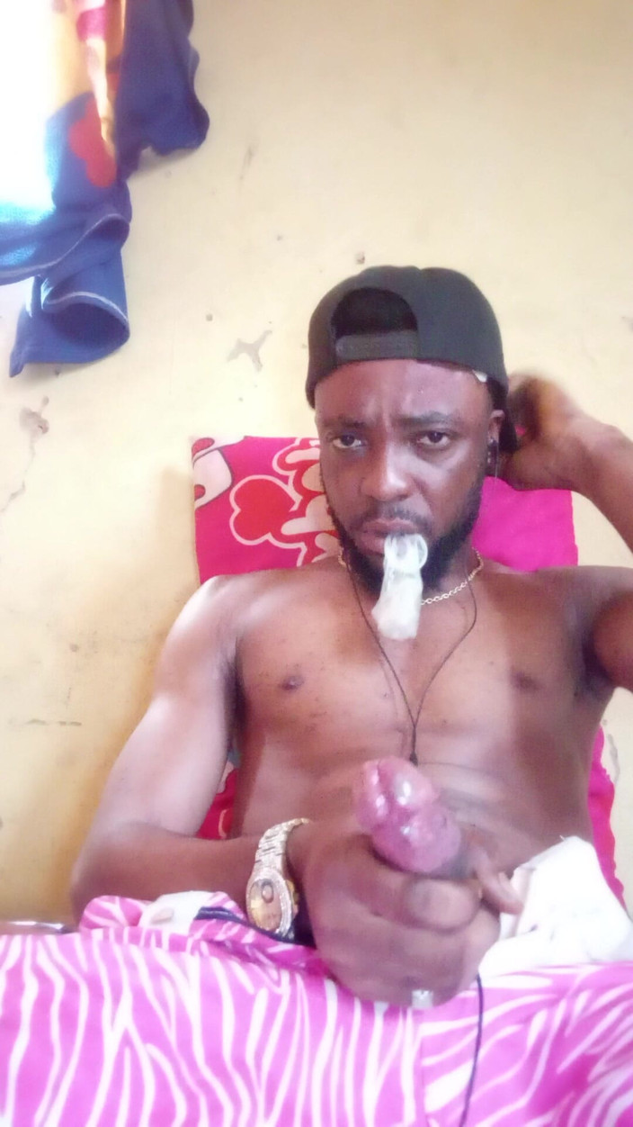 Bangwett: Tocándome Mientras Veo Porno