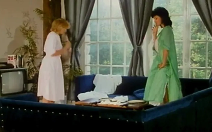Java Consulting: Tina Loren Always Gets What She Wants
