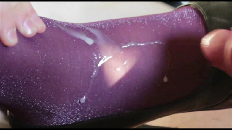 Nylon Xtreme: Best of cum na nylon vol 1