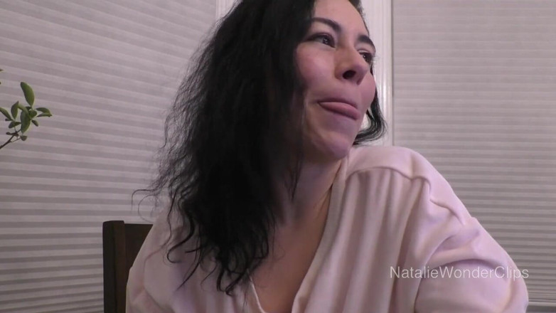 Natalie Wonder: Ta belle-mère strip-teaseuse vous dit tout de sa pipe et...