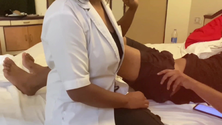 Pinkididi: Docteur et patient, vidéo de sexe réelle, un docteur à gros...