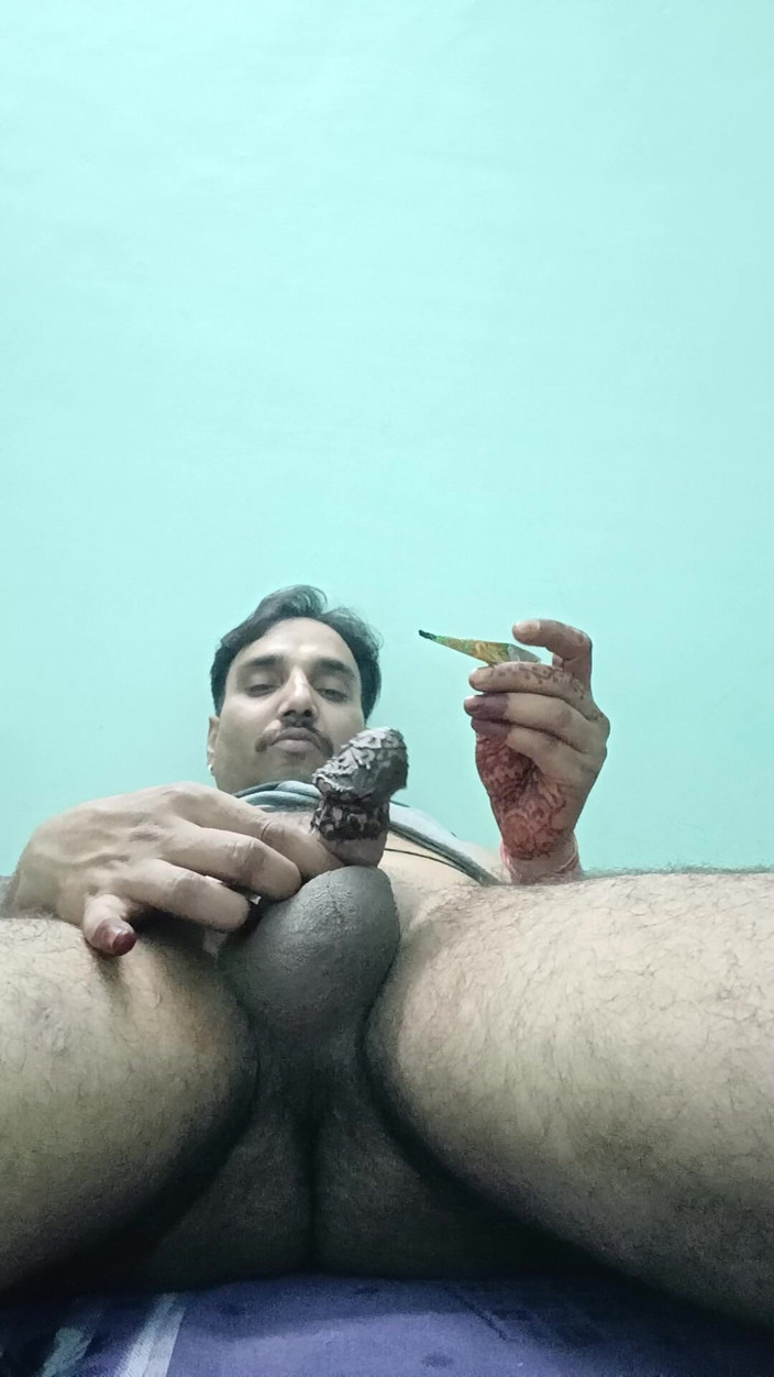 Rajasthani-old-lover: Lelaki desi India menikmati mandi dan seks