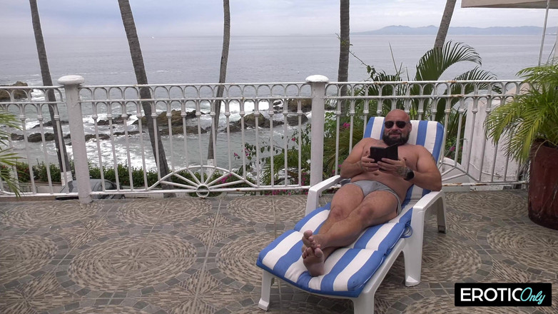 ONLYFREAKSX: Karısı kocasını aldatıyor