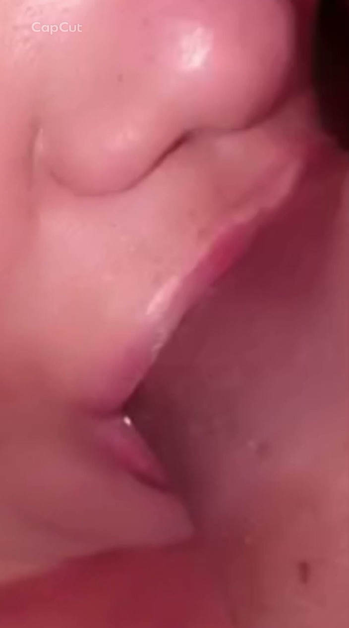Couple amateur: 美しいぽっちゃり吸い