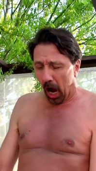 Coelho da Páscoa gosta de anal Donna Bell