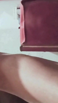 Sexy indická Desi Bhabhi (švagrová), která se před několika dny oženila, byla přistižena při sexu s mladším vývarem svého manžela