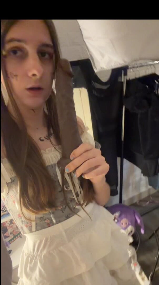 jessiesissyadventures: Can I Be Ur Slutty Sissy GF?