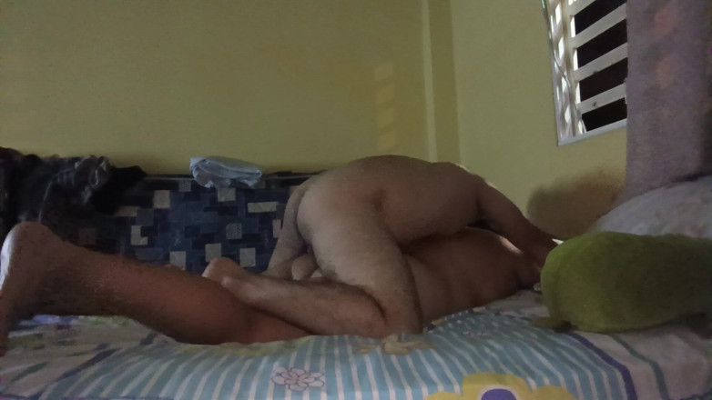 Stepmom_with_big_tits: Vilken bra fitta avsugning och rövknull medan jag ger henne...