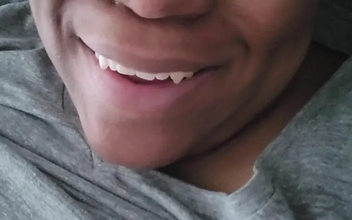 Josie4yourpleasure: Ready for a nap