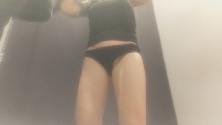 savannahamatoriale: The locker room of my friends' favorite shop