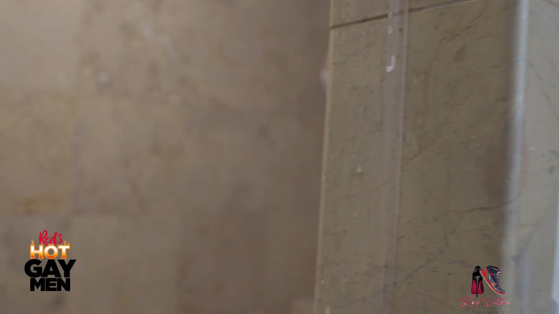 Reds Hot Gay Men: शावर सोलो टीज़