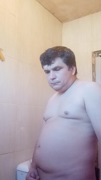 Jag försökte att dricka min urin men det gick inte upp tillräckligt hårt i munnen.