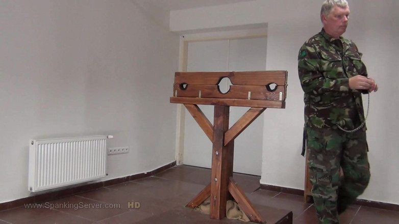 Spanking Server: Victoria ass piska 0711