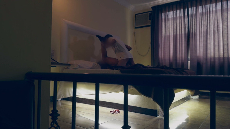 Luisxx: 我对我丈夫不忠——我喜欢骑在他朋友的阴茎上