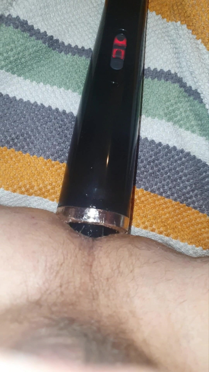 Analass: Ich reite einen Dildo, natürlich, blau, riesig
