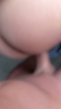 MILF in Lost Place - Blowjob, Doggy & Creampie Until She Overflows
