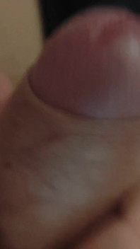 Amazing Pre Cum Glans.