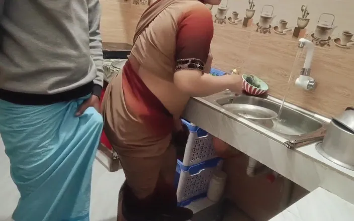 mahihot1: New Bhabhi Fucked in the Kitchen.clear Audio.