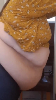 SSBBW BBW ท้องนูนสั่นกระเพื่อมไปมา