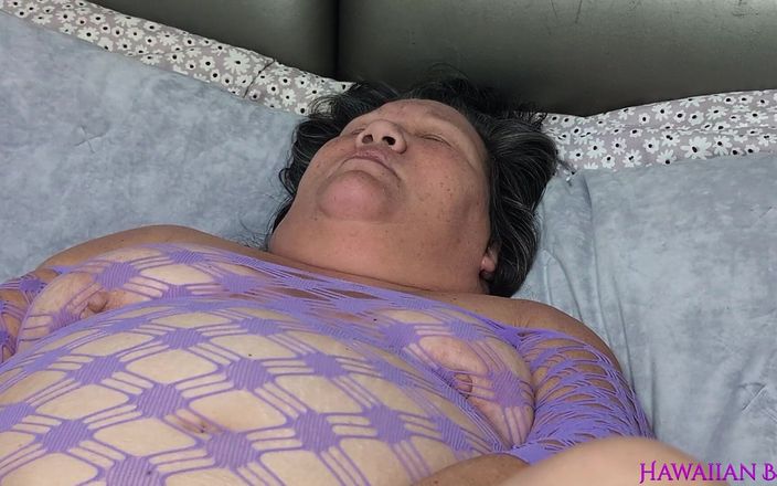 BBW Pleasures: बैंगनी बॉडीस्टॉकिंग धारा निकलना