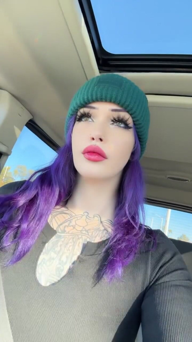 Just a Pretty Face (Rachel Luxe)