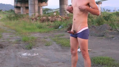 Louswee: Outdoor Solo in Nature - Angin, Sunyi, Dan Fokus