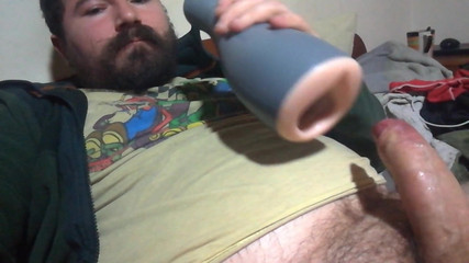 Rokkuman: 38 Şilili latin kadın mastürbasyon yapıyor