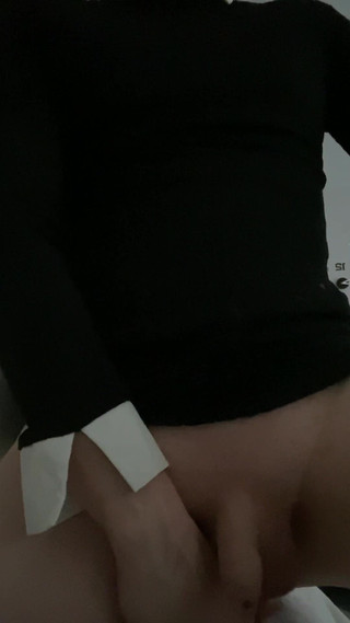 Girlyboy: Poskakující na velkém černém péru